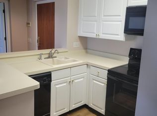 34 Sumner Ave APT 412, Springfield, MA 01108