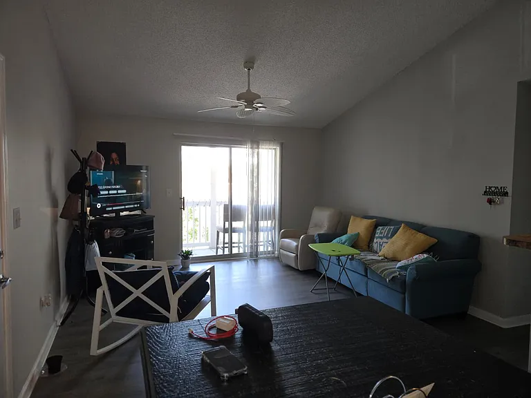 3786 Hitchcock Way — Photo 2