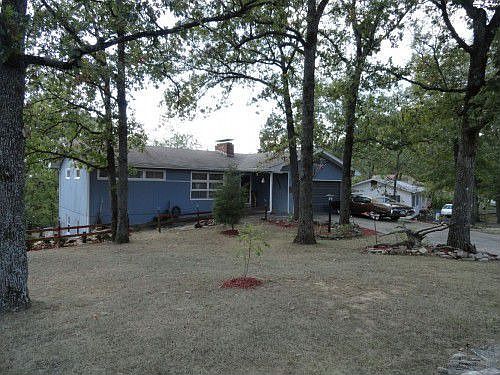 2nd image of 103 Lakeshore Dr