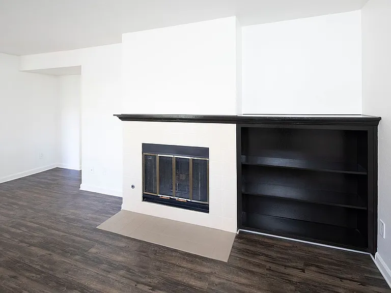 Bonita Heights Apartments — Photo 18