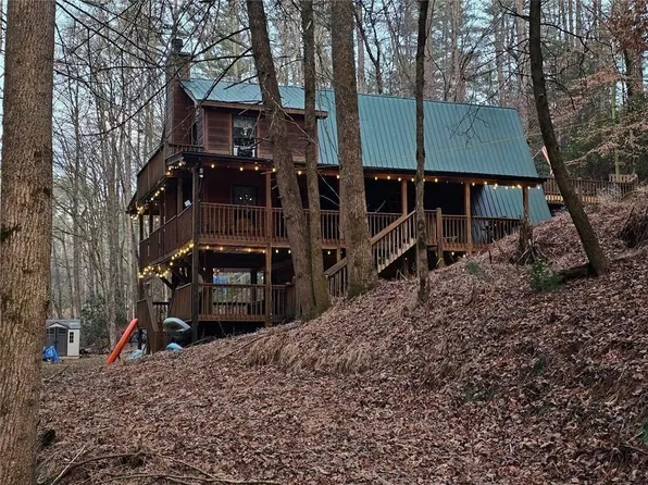 216 Sourwood Dr, Blue Ridge, GA 30513