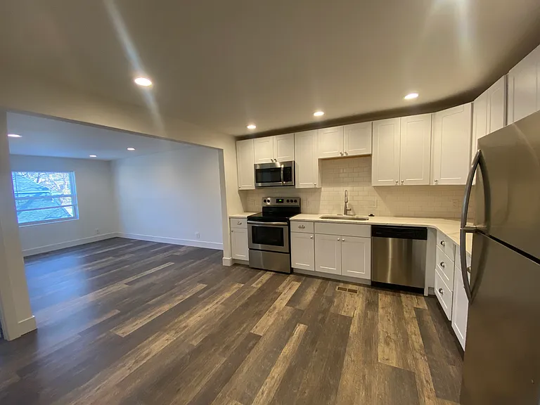 3717 Oxford Blvd #5 — Photo 3