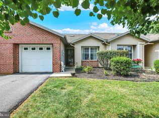 877 Geyer Dr, Chambersburg, PA 17201