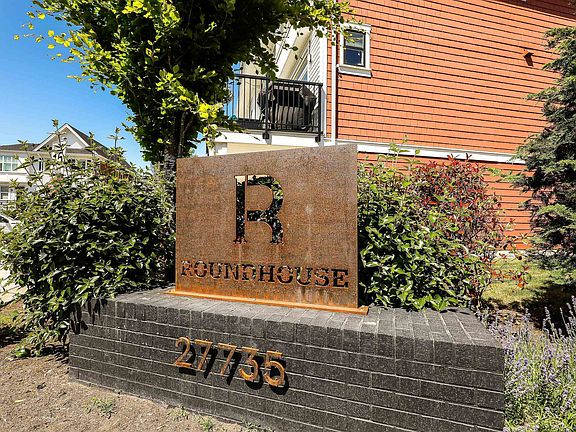 4th image of 27735 Roundhouse Dr #82