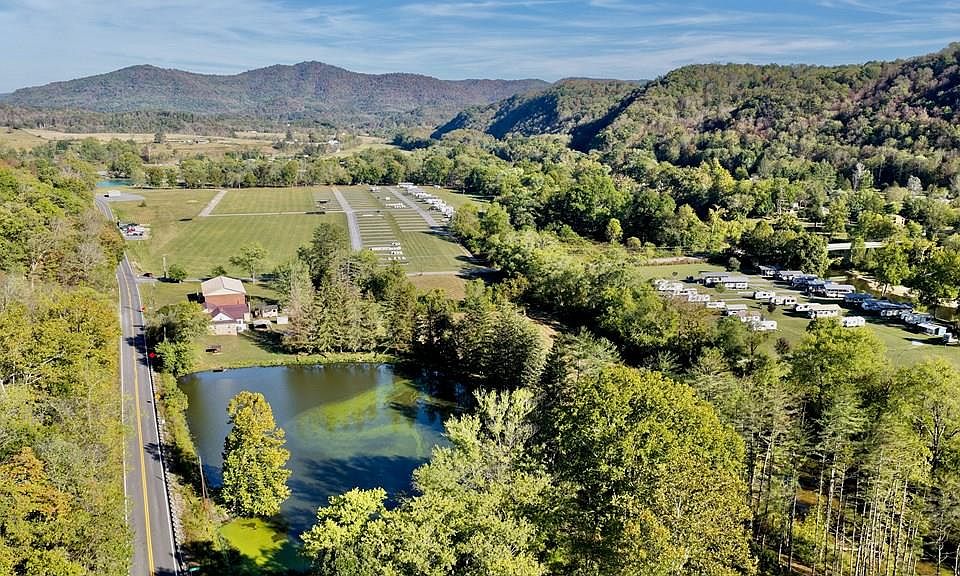 16th image of this home