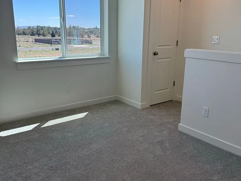 61073 NE Unity Pl — Photo 16