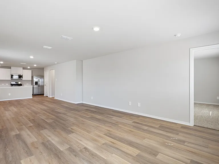 1144 Southfield Dr — Photo 3