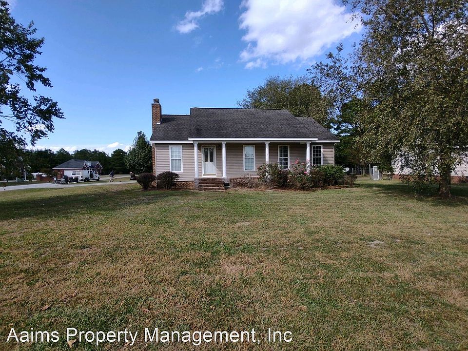 1st image of 22 Renee Cir