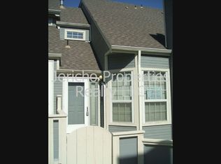 5738 W Atlantic Pl, Lakewood, CO 80227
