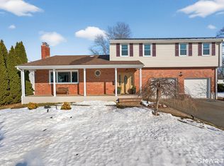 48 Ridge Crest Cir, Wethersfield, CT 06109