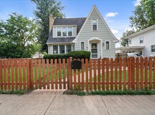 84 S Melrose Ave, Elgin, IL 60123