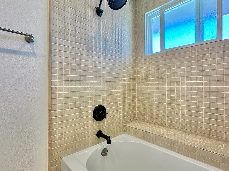 9 Serena Ct — Photo 38