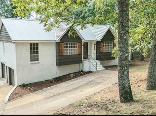 1131 Navajo Trl, Alabaster, AL 35007
