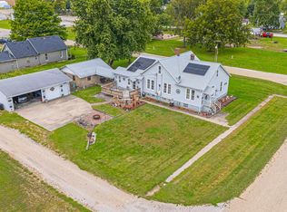 1547 S Walnut St, Beason, IL 62512