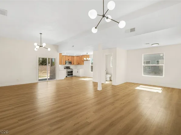 4219 Pasternak Dr, Las Vegas, NV 89115