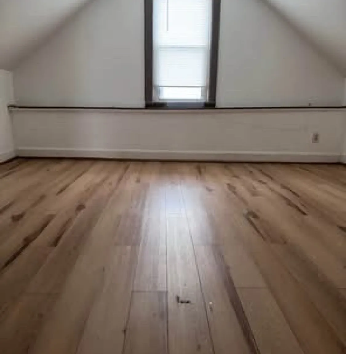3 bed, 1500 sqft, $2,300 — Photo 4