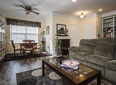 3rd image of 5 Wexford Ln