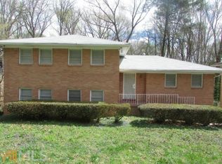 571 Collier Ridge Dr NW, Atlanta, GA 30318