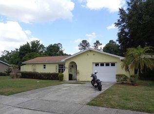 5200 Misty Lake Dr, Mulberry, FL 33860