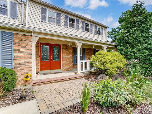 2nd image of 2463 Concordgreen Dr