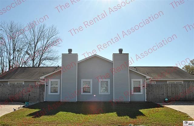 1st image of 300 Woodale Dr #D