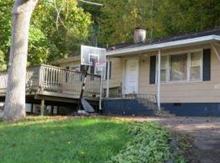 416 Kentucky Ave SE, Norton, VA 24273