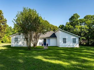 117 E Acres Rd, Gun Barrel City, TX 75156