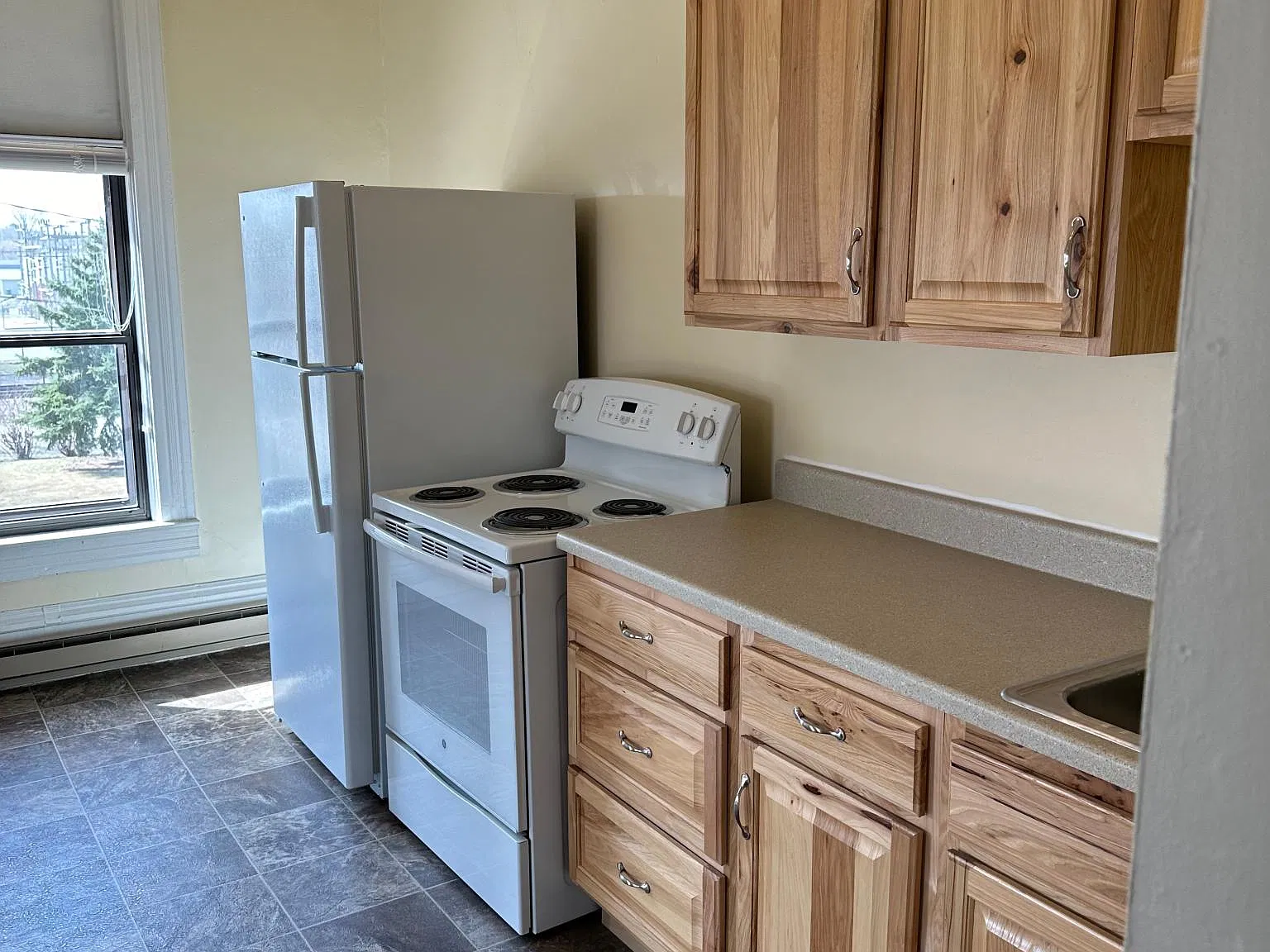 744 Front St — Photo 4