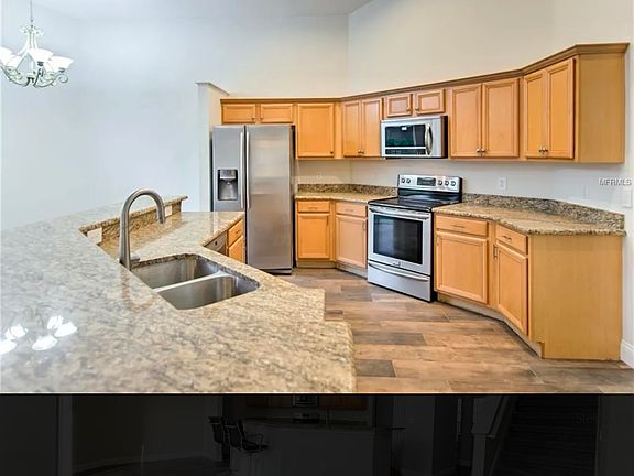 5th image of 915 Lilac Trace Ln