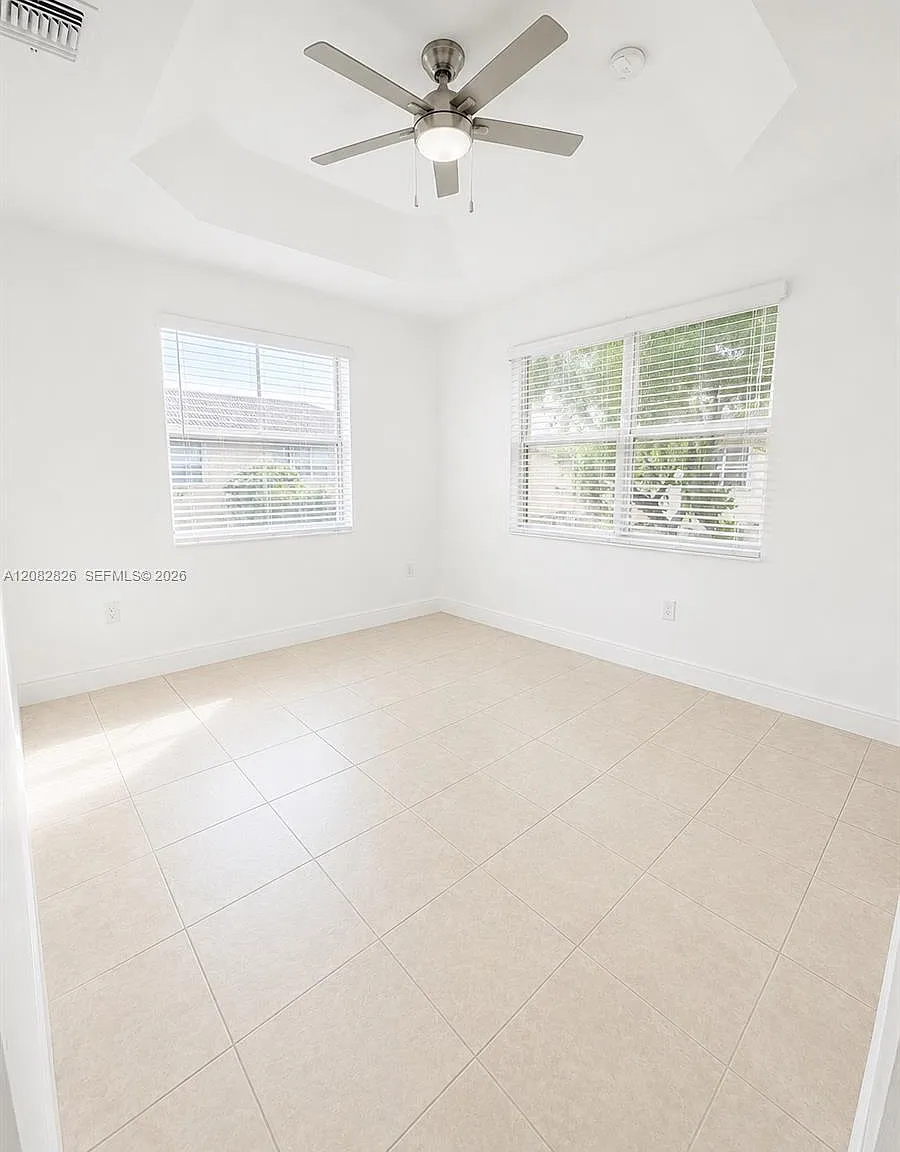 Villas At Carmel Condo No — Photo 2