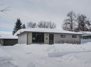 1817 15th St S, Fargo, ND 58103