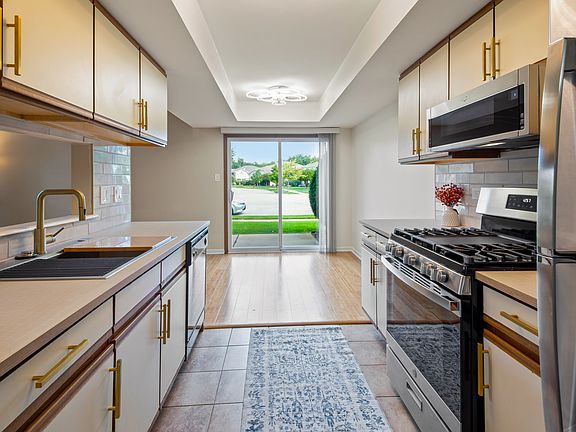 4th image of 3623 W Deer Park Dr