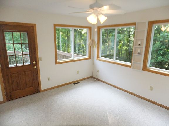 5th image of 2929 Deer Fly Ln