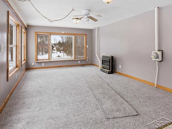 4th image of 2177 W Knox Rd