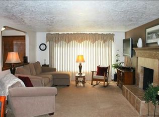 1880 N Fern Ave, Stayton, OR 97383