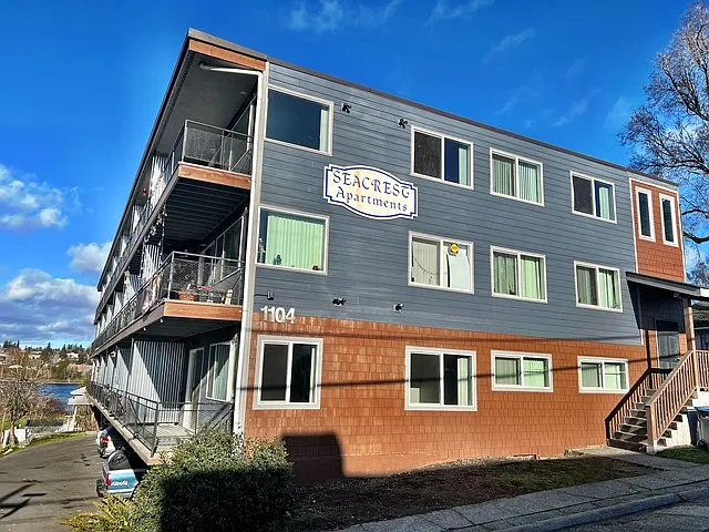 Building Photo - 1104 Pacific Ave #205