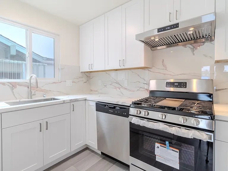 1322 Southgate Ave #2 — Photo 6
