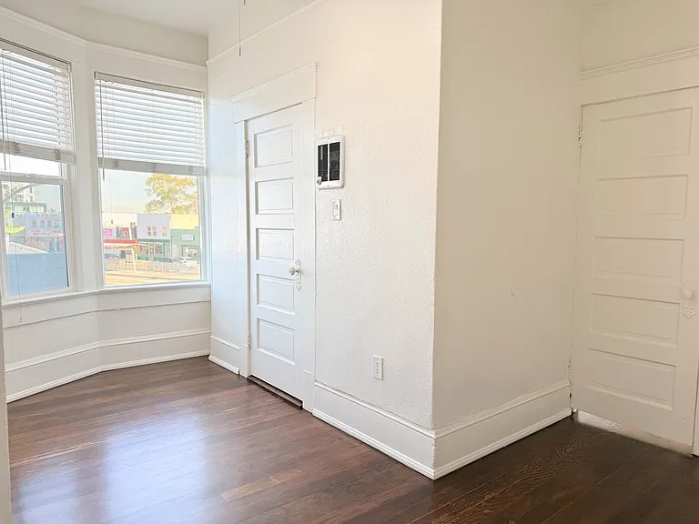 4170 Park Blvd — Photo 23