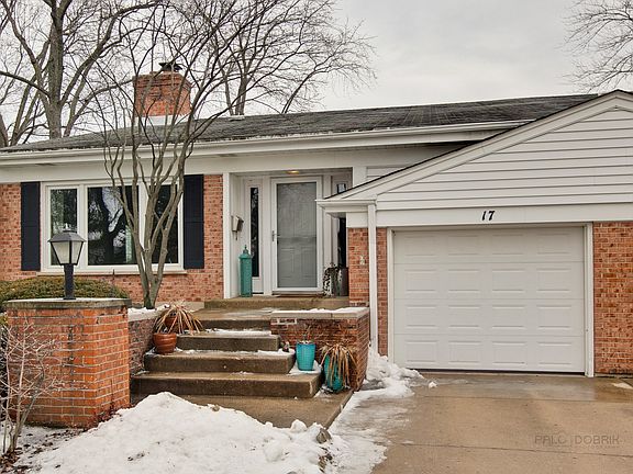 2nd image of 17 N Regency Dr W
