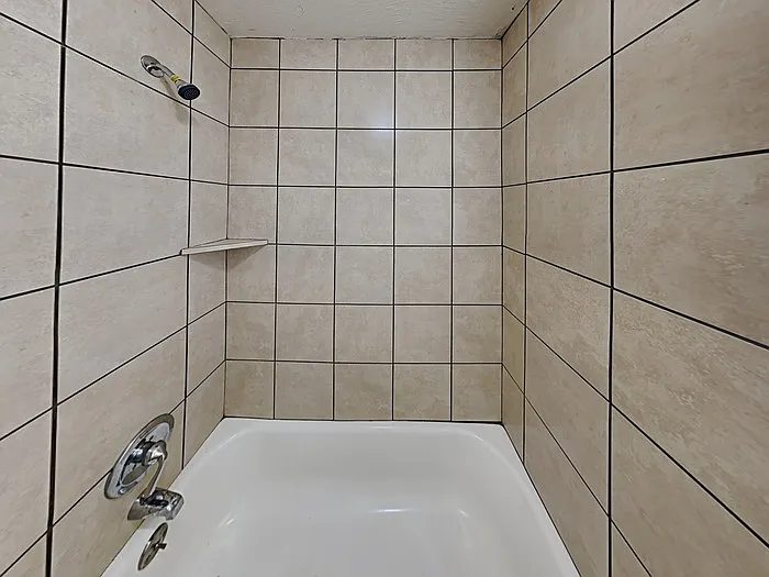 2405 Avenue G — Photo 13
