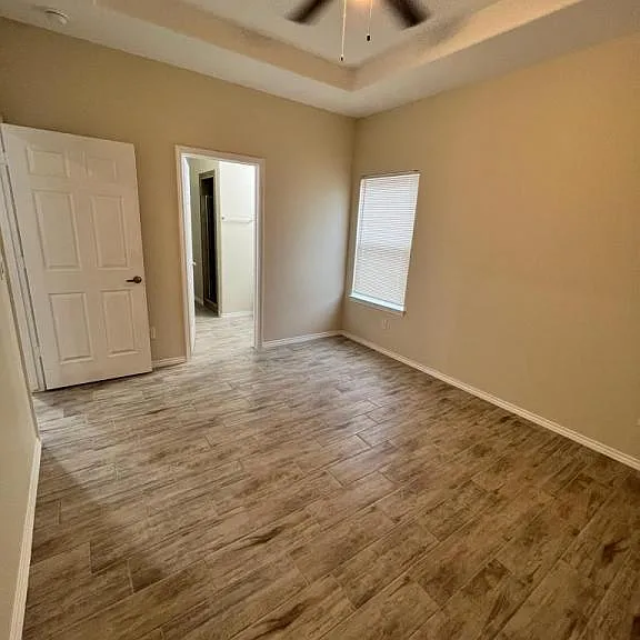 5202 N Hiawatha Dr — Photo 11