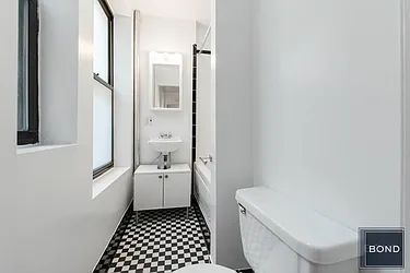 Rented by Bond New York