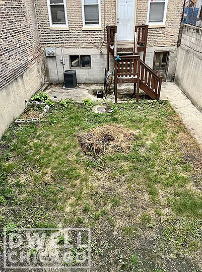 2640 W Cermak Rd #2 — Photo 16