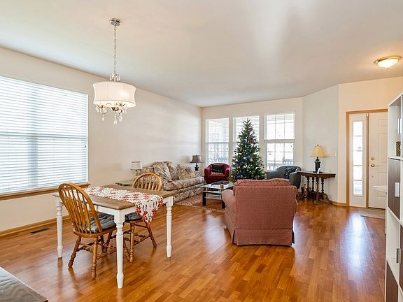 5th image of 13119 W Birmingham Ct
