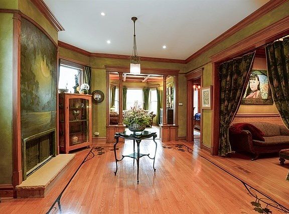 Fireplace room