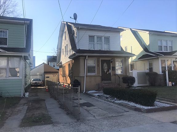 3rd image of 10520 189th St