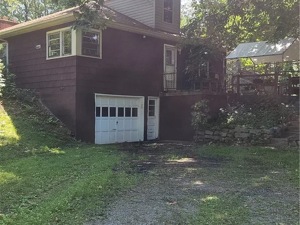 110 Gypsy Rd, Saint Marys, PA 15857