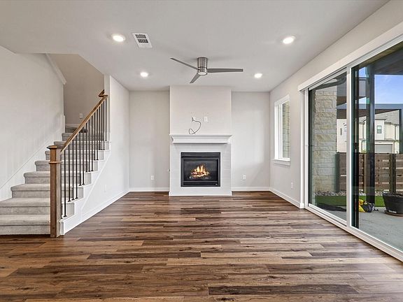 5th image of 3741 Pine Leaf Ln