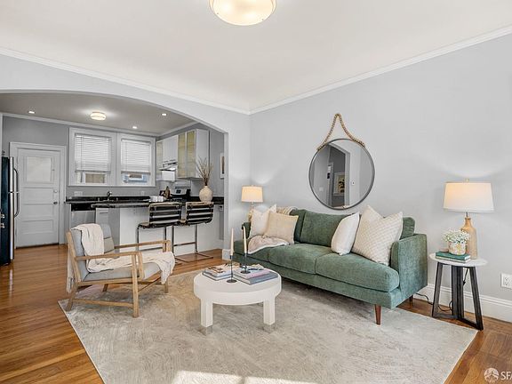 3rd image of 1310 5th Ave APT 1