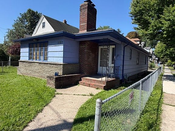 3rd image of 1127 N Goodman St